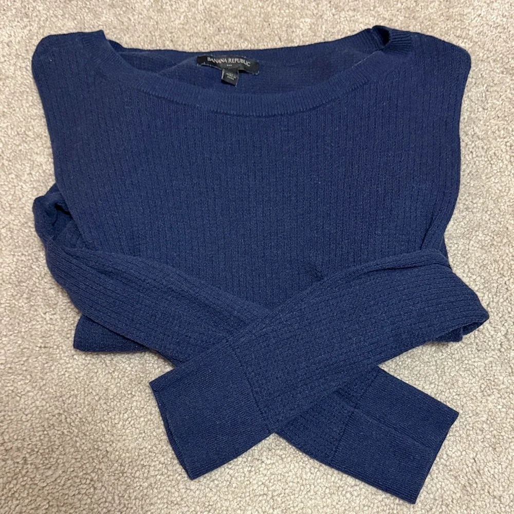 Banana Republic Deep Blue Crew Neck Sweater - Picture 1 of 5